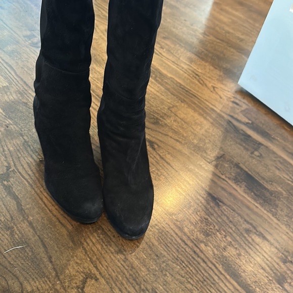 Stuart Weitzman Hidden Wedge Stretch Boot - Picture 2 of 4